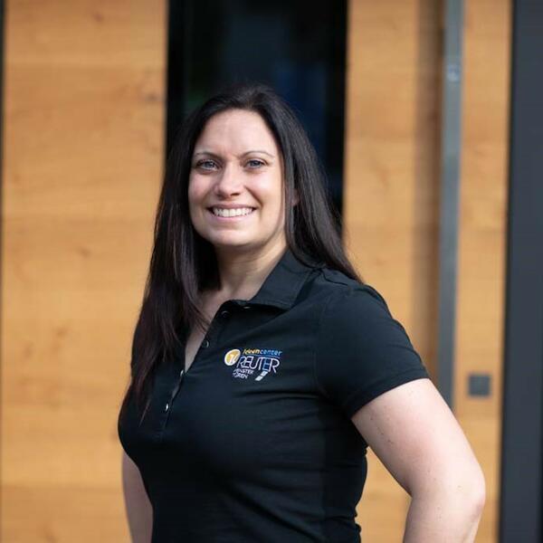 Kristin Stenger
